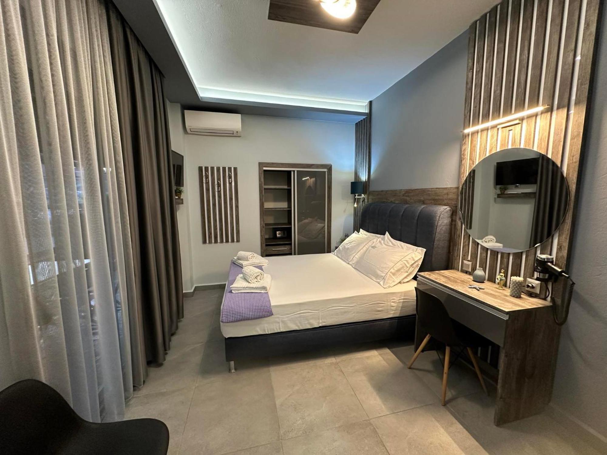 Avra Comfort Rooms ネア・ポティダイア エクステリア 写真