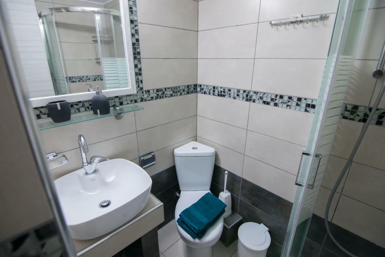 Avra Comfort Rooms ネア・ポティダイア エクステリア 写真